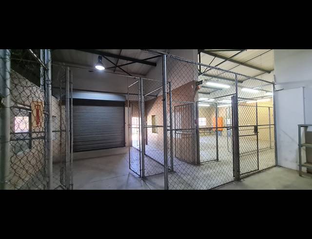 1,140M² WAREHOUSE TO LET IN BENONI CENTRAL